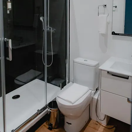 Le Premier Nocleg ze śniadaniem