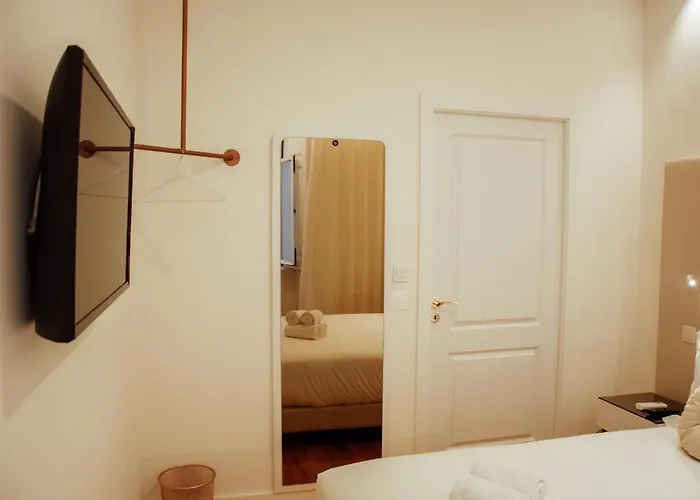 Le Premier Bed and Breakfast 3*